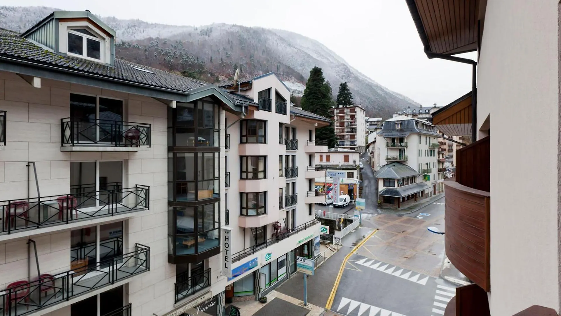 Apartment Studio 4 Pers. Centre Brides, Balcon Sud, Wi-Fi, A 200M Telecabine Et Thermes - Fr-1-512-82